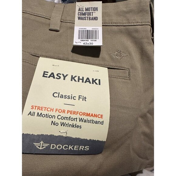Dockers Classic Fit Easy Khaki Stretch for Performance all motion 42W x 30L NWT - Picture 5 of 5